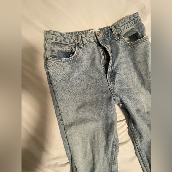 Zara Jeans - Picture 2 of 2